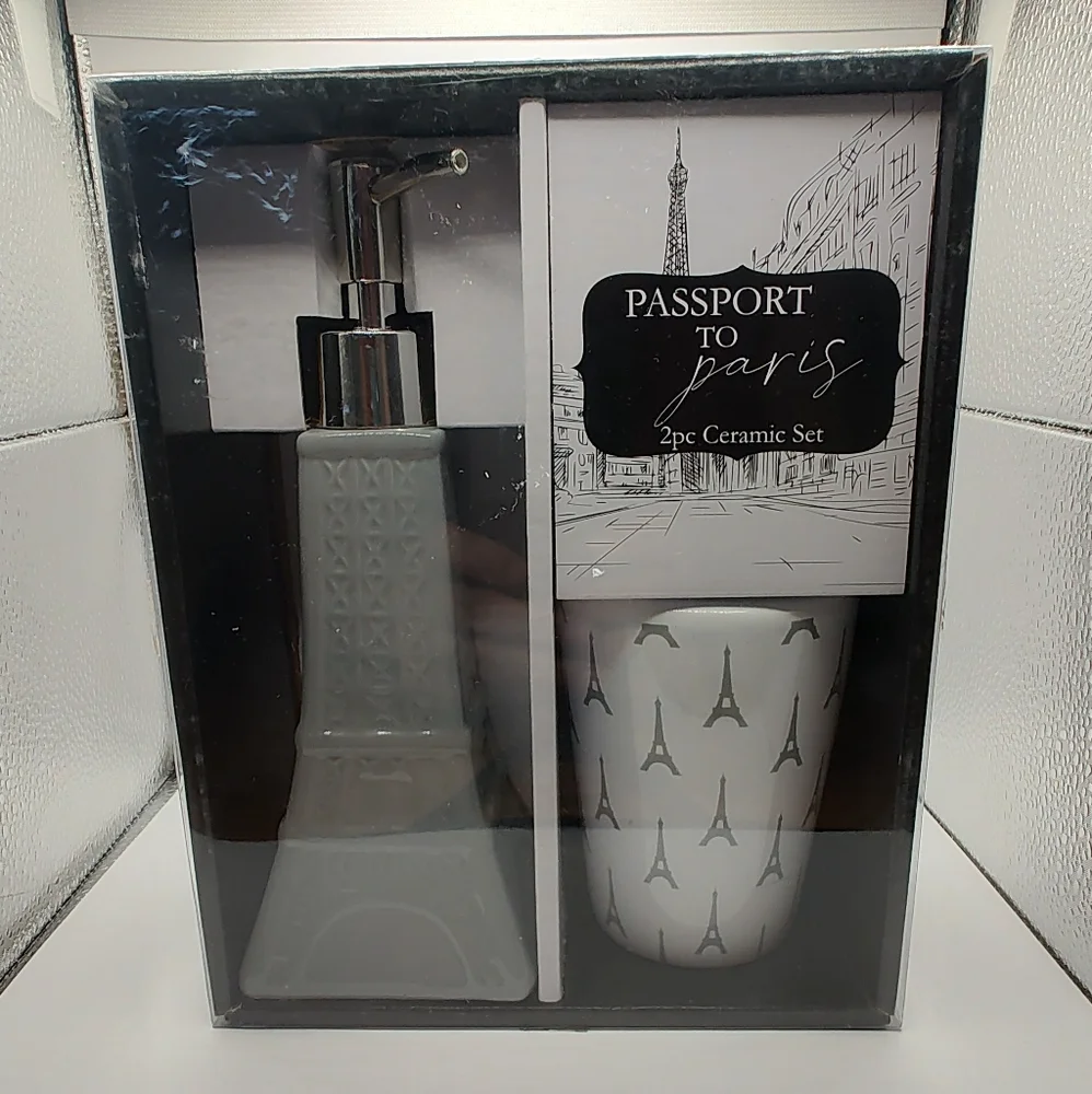 2 PC Paris Ceramic Set New in A Box Toothbrush Holder